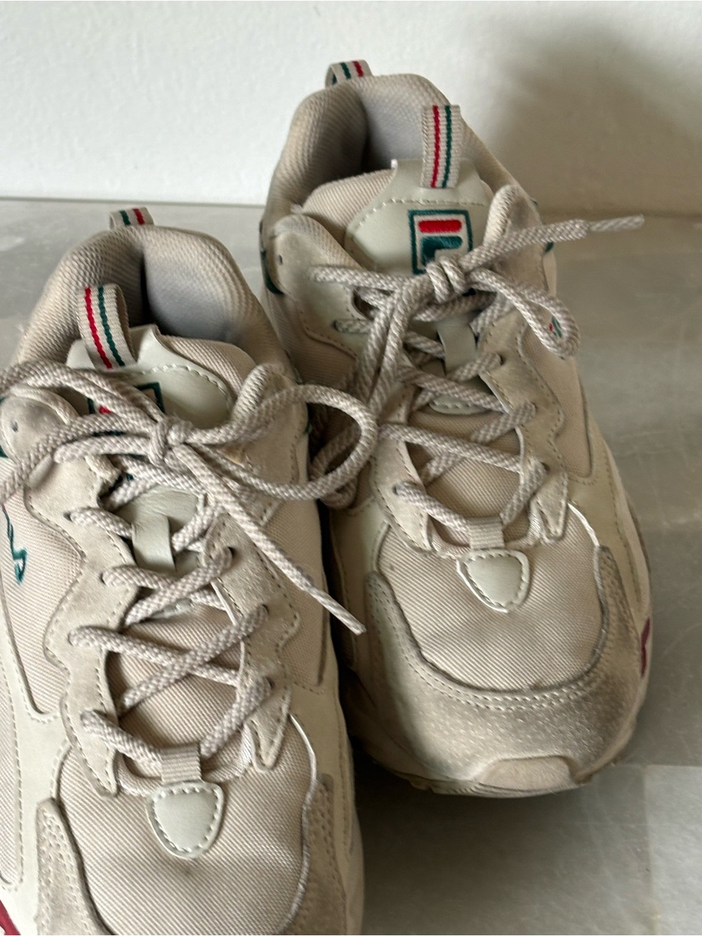 Fila Chunky Sneakers View 2